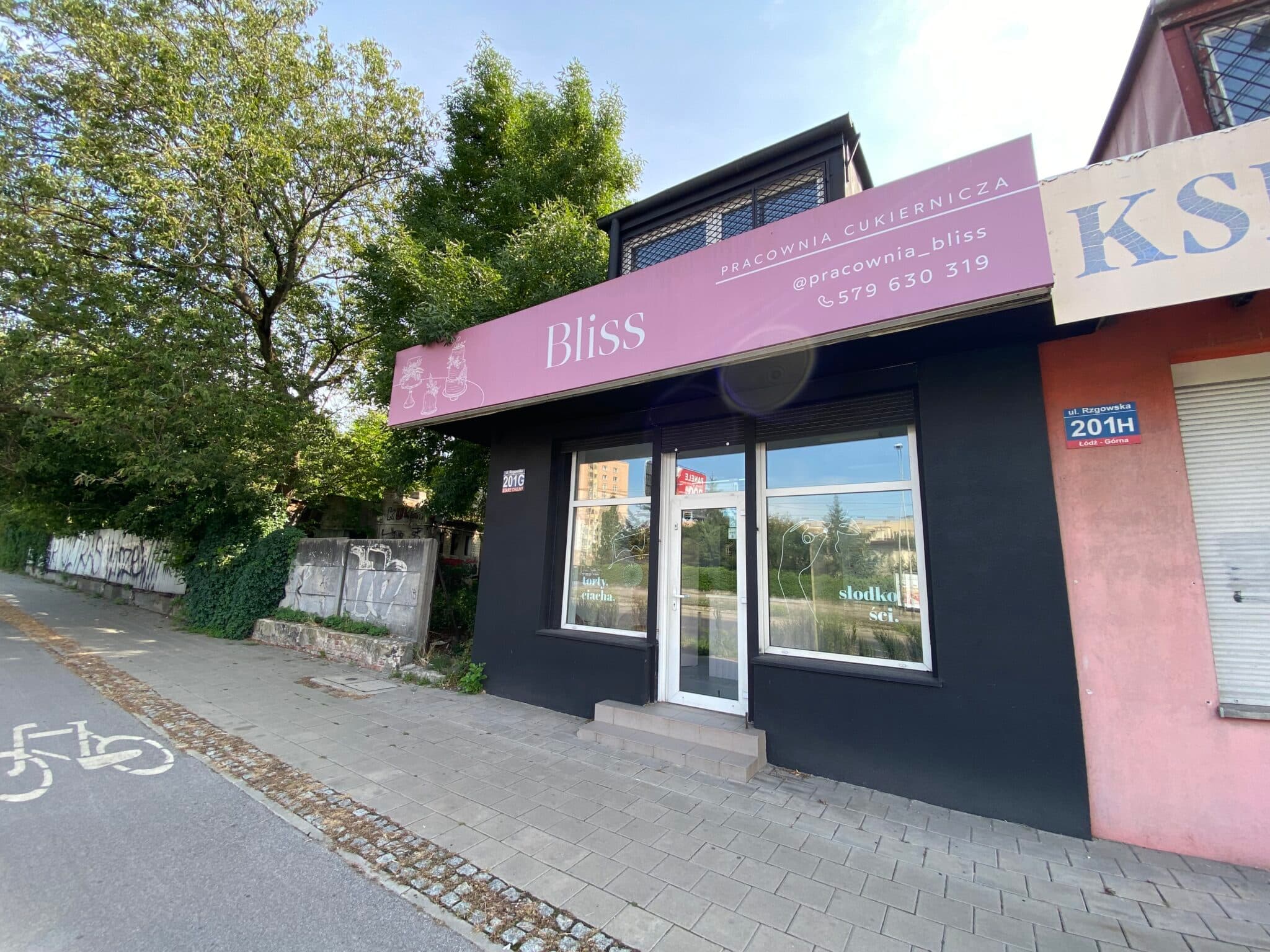Witryna Pracowni Bliss przy ul. Rzgowska 201G w Łódź